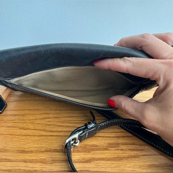 Vintage Coach crossbody bag - Picture 9 of 11